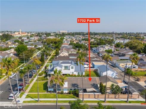 1702  Park   Street, Huntington Beach, CA