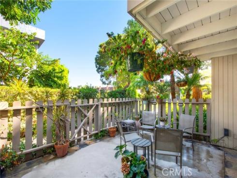 16725  Barefoot   Circle, Huntington Beach, CA