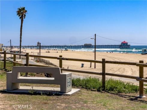 16725  Barefoot   Circle, Huntington Beach, CA