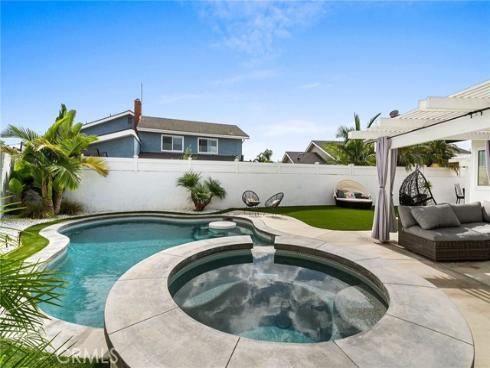 17902  Bolton   Circle, Huntington Beach, CA