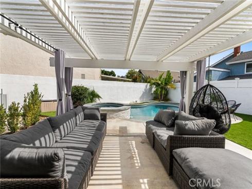 17902  Bolton   Circle, Huntington Beach, CA