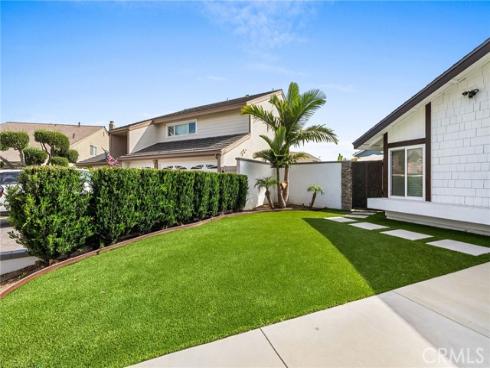 17902  Bolton   Circle, Huntington Beach, CA