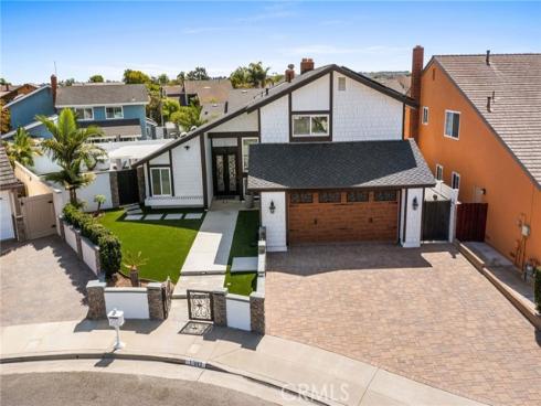 17902  Bolton   Circle, Huntington Beach, CA