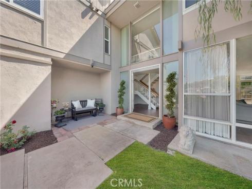 4162  Pierson   Drive, Huntington Beach, CA