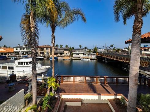 16592  Grimaud   Lane, Huntington Beach, CA