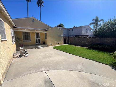 1107  Florida   Street, Huntington Beach, CA