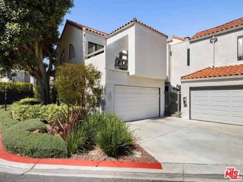 16089  Crete   Lane, Huntington Beach, CA