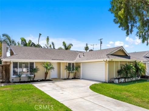 5602  Castle   Drive, Huntington Beach, CA