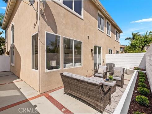 18752  Park Brook   Lane, Huntington Beach, CA