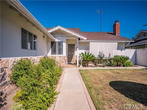 15882  Pilgrim   Circle, Huntington Beach, CA