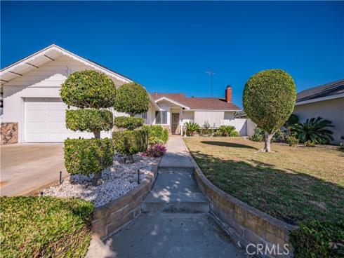 15882  Pilgrim   Circle, Huntington Beach, CA