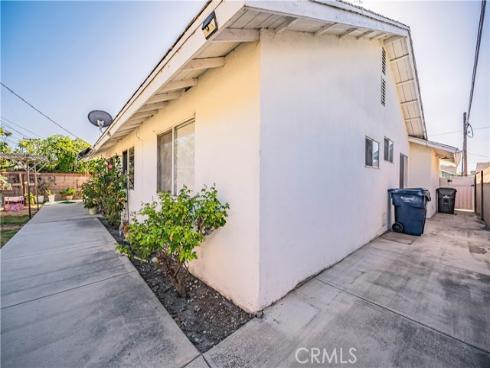 15882  Pilgrim   Circle, Huntington Beach, CA