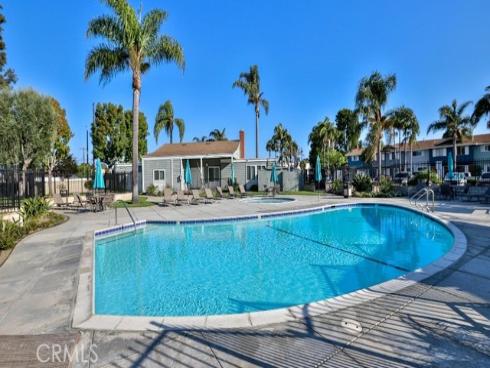 19844  Kingswood   Lane, Huntington Beach, CA