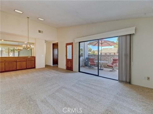 8565  Larkhall  802C  Circle, Huntington Beach, CA