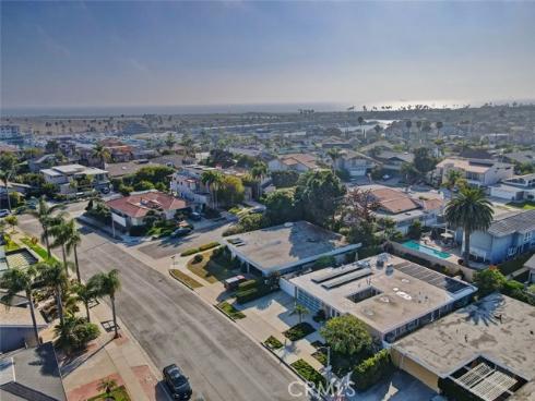 16941  Bedford Ln  , Huntington Beach, CA