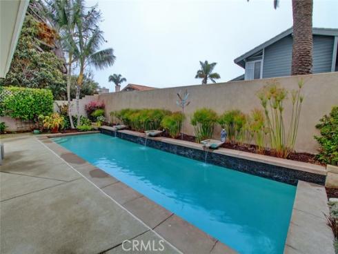 16941  Bedford Ln  , Huntington Beach, CA