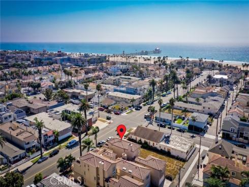 309  8th   Street, Huntington Beach, CA