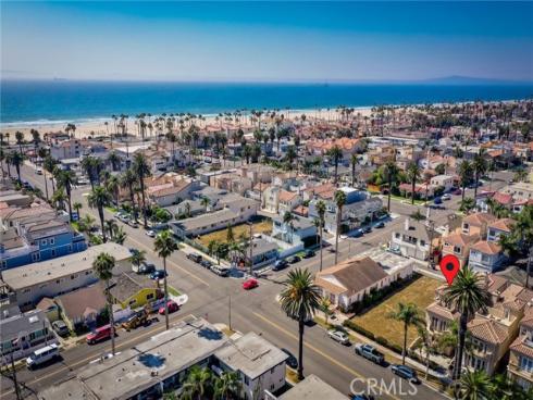 309  8th   Street, Huntington Beach, CA