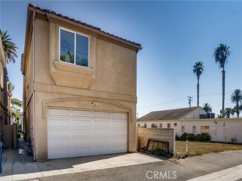 309  8th   Street, Huntington Beach, CA