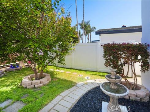 21912  Summer   Circle, Huntington Beach, CA