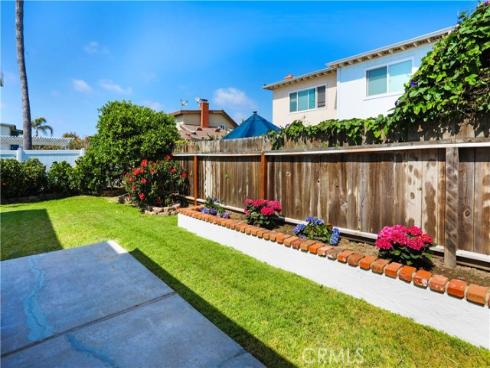 21912  Summer   Circle, Huntington Beach, CA