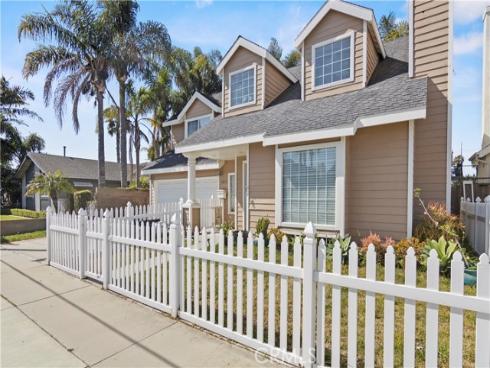 1813  Huntington   Street, Huntington Beach, CA