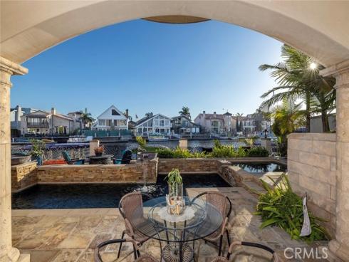 16111  Santa Barbara   Lane, Huntington Beach, CA