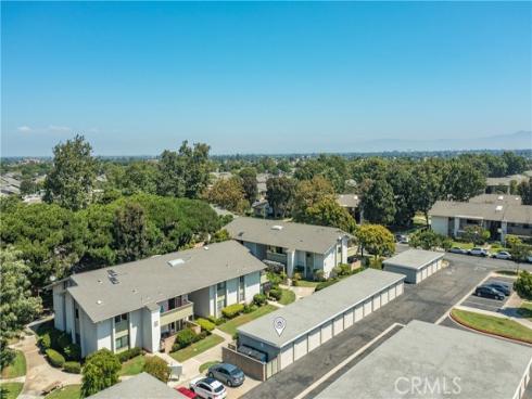 8777  Coral Springs  1E  Court, Huntington Beach, CA