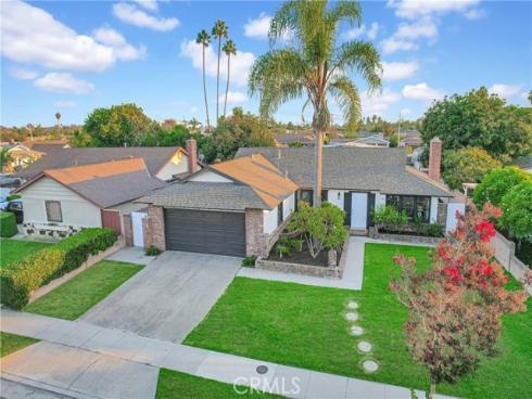 6562  Alexandria   Drive, Huntington Beach, CA