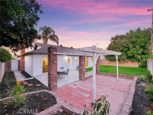 6562  Alexandria   Drive, Huntington Beach, CA