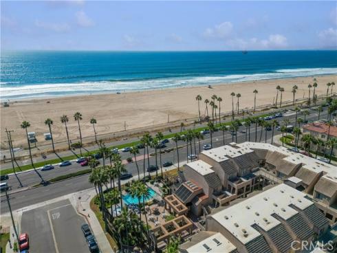 1200  Pacific Coast Highway #322  , Huntington Beach, CA