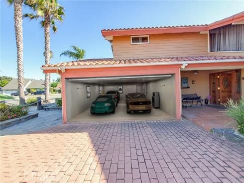 17179  Roundhill   Street, Huntington Beach, CA