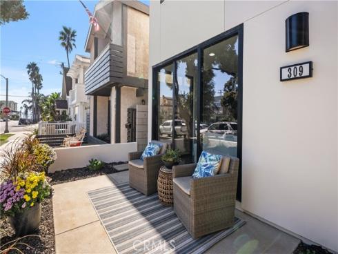 309  6th   Street, Huntington Beach, CA