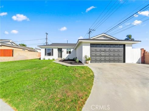 15472  Stanford   Lane, Huntington Beach, CA