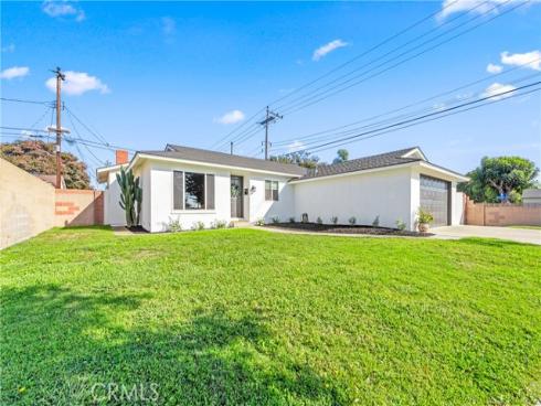 15472  Stanford   Lane, Huntington Beach, CA