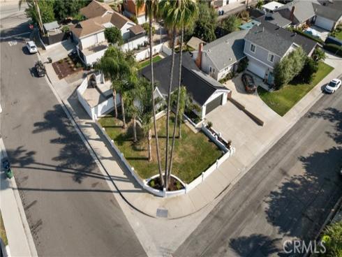 17282  Zeider   Lane, Huntington Beach, CA