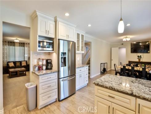 21372  Pensacola   Circle, Huntington Beach, CA