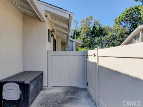 8565  Fallbrook  714D  Circle, Huntington Beach, CA