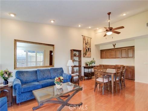 8565  Fallbrook  714D  Circle, Huntington Beach, CA