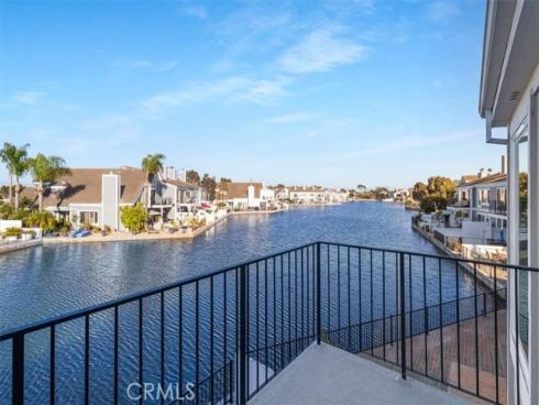 3461  Windspun   Drive, Huntington Beach, CA