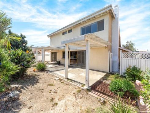 21662  Saluda   Circle, Huntington Beach, CA