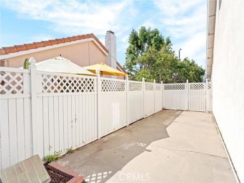 21662  Saluda   Circle, Huntington Beach, CA