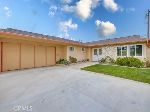 6531  Esta   Circle, Huntington Beach, CA