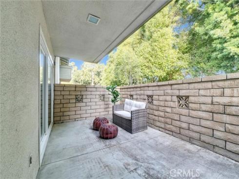 8644  Portola  12B  Court, Huntington Beach, CA