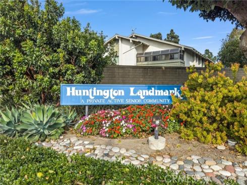 8644  Portola  12B  Court, Huntington Beach, CA