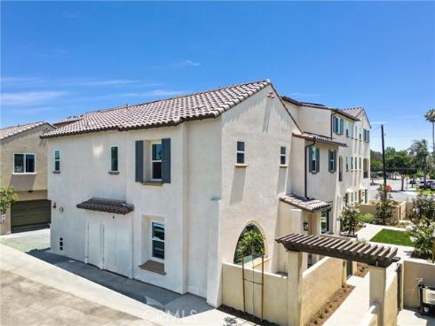 17941  Auger Lane  , Huntington Beach, CA