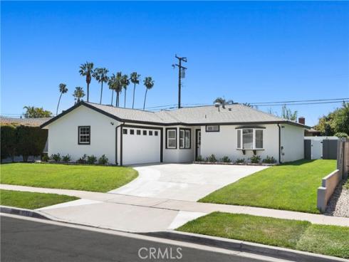 8102  Kiner   Drive, Huntington Beach, CA