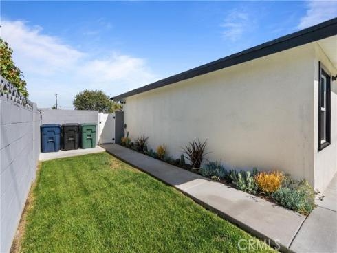 8102  Kiner   Drive, Huntington Beach, CA