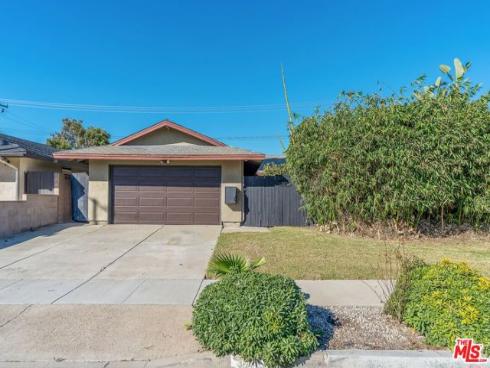 8091  Taylor   Drive, Huntington Beach, CA