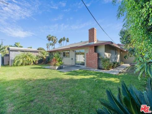 8091  Taylor   Drive, Huntington Beach, CA